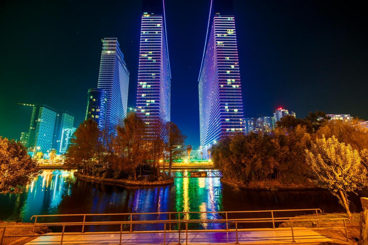 Panorama Orbi City Center Suite Sea View Батумі Екстер'єр фото