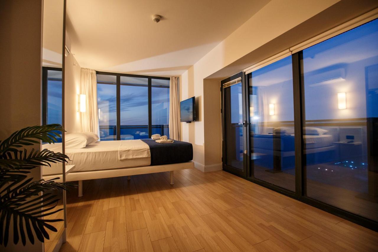 Panorama Orbi City Center Suite Sea View Батумі Екстер'єр фото