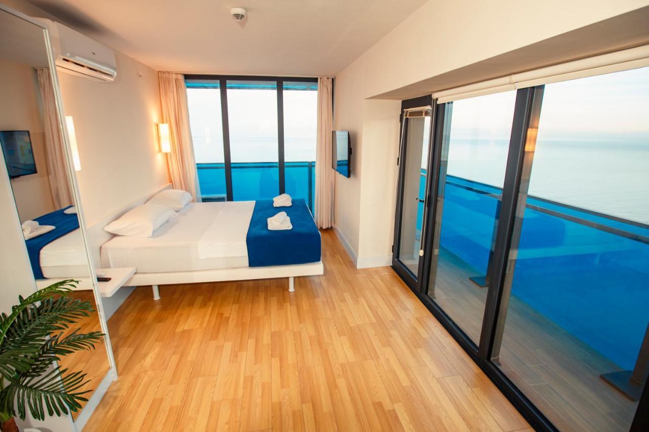 Panorama Orbi City Center Suite Sea View Батумі Екстер'єр фото
