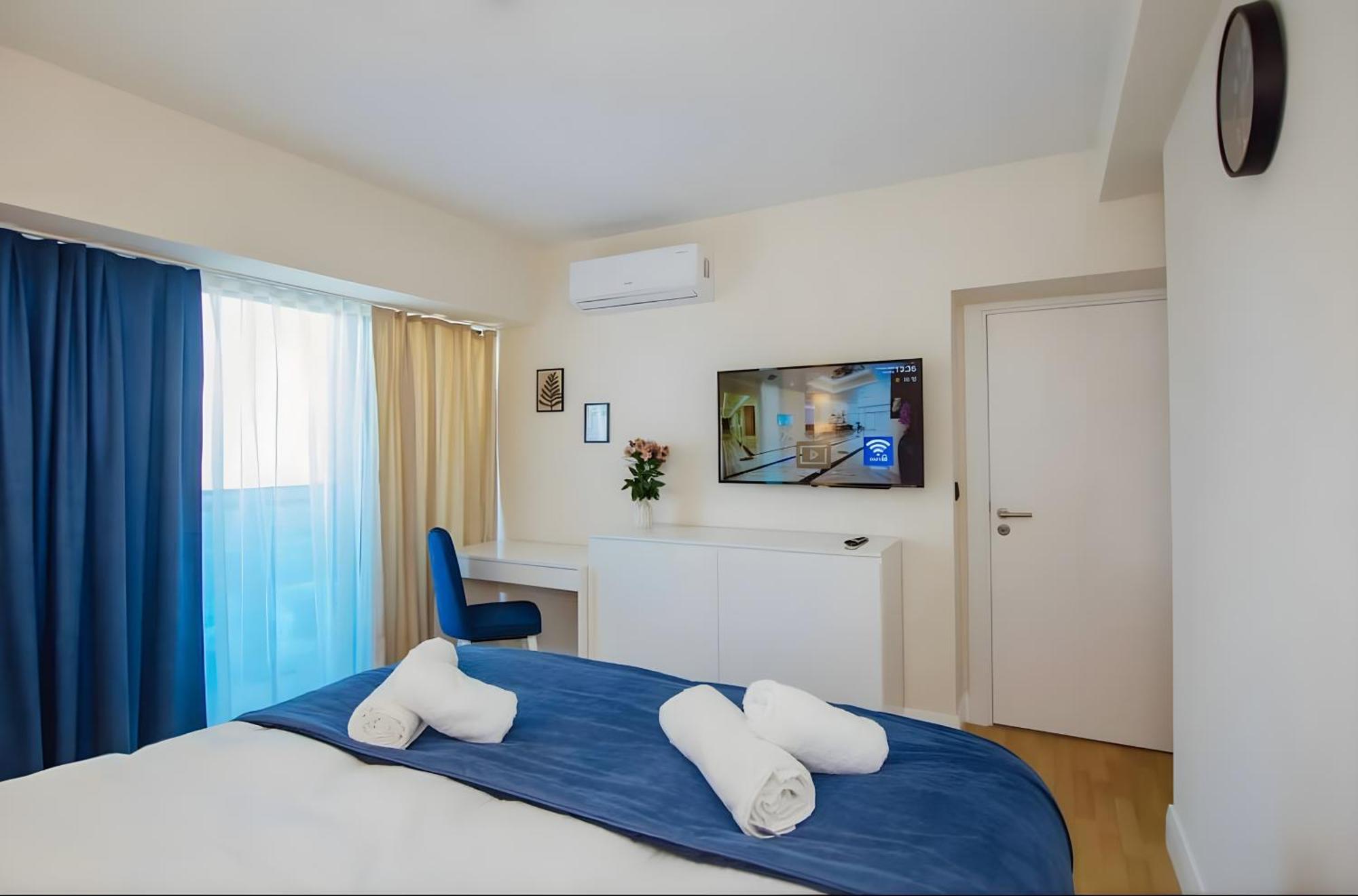 Panorama Orbi City Center Suite Sea View Батумі Екстер'єр фото